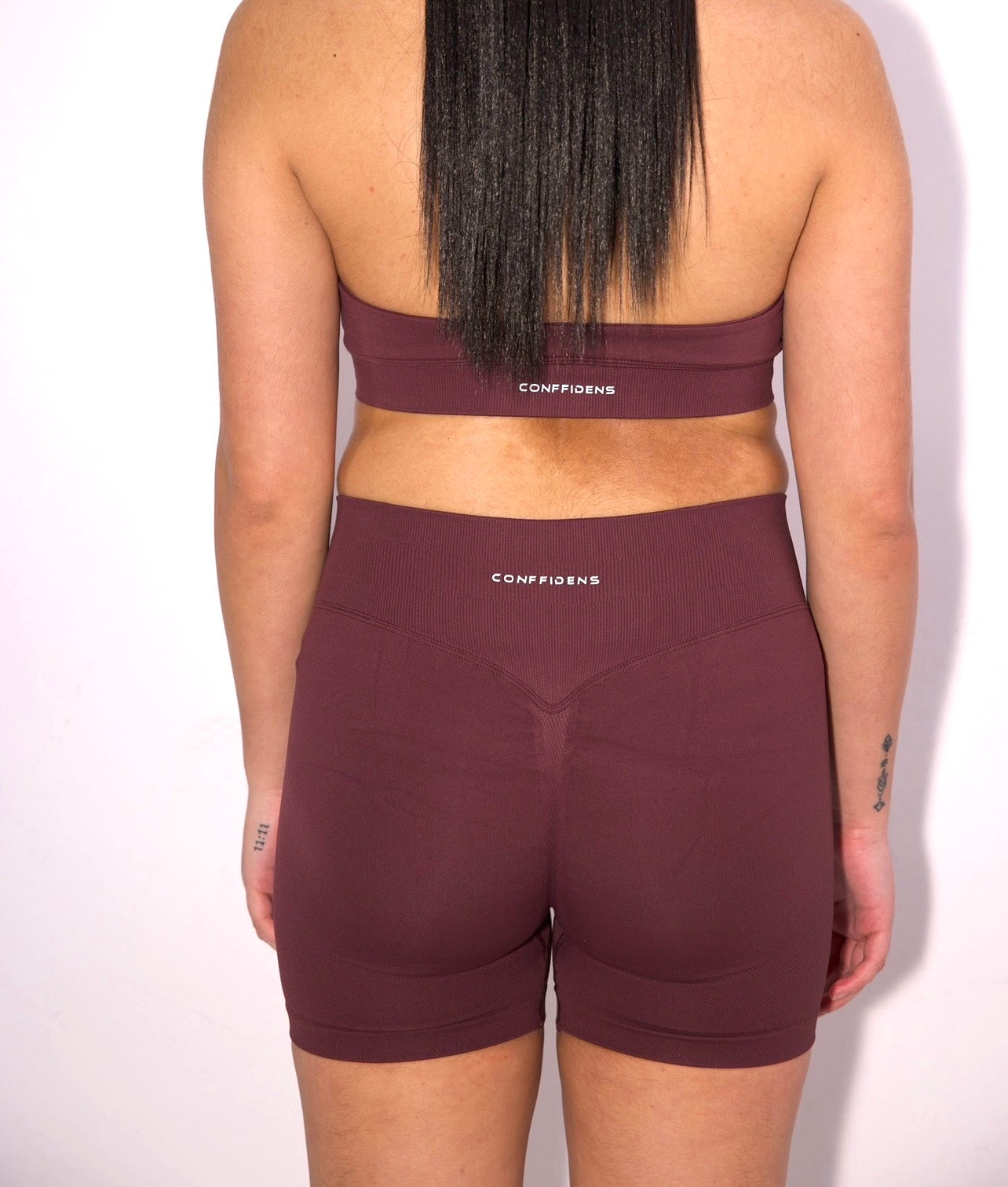 CONFFIDENS Seamless Shorts